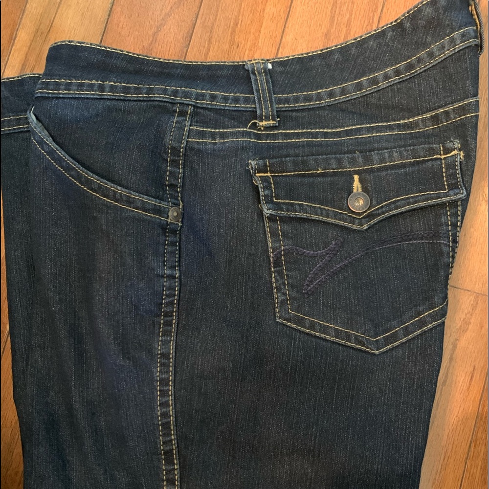 NWOT Ladies Gloria Vanderbilt Vintage Jeans